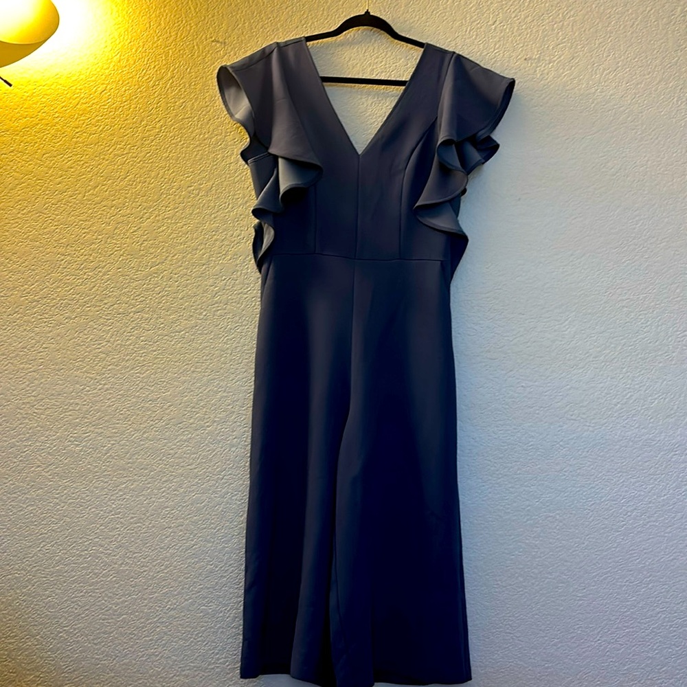 BCBG - jumpsuit with pockets